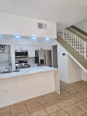 $2,100 | 18338 Northwest 68th Avenue, Unit B, Hialeah, FL 33015