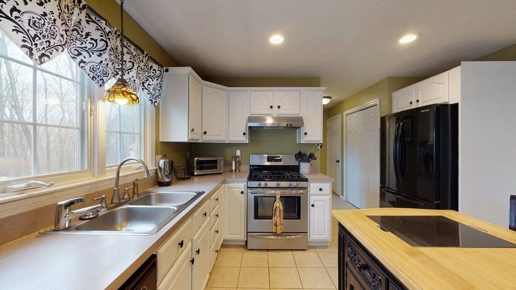 2 Kersey Road Foxboro, MA 02035 - Photo 14 of 33 Gallery Image 14