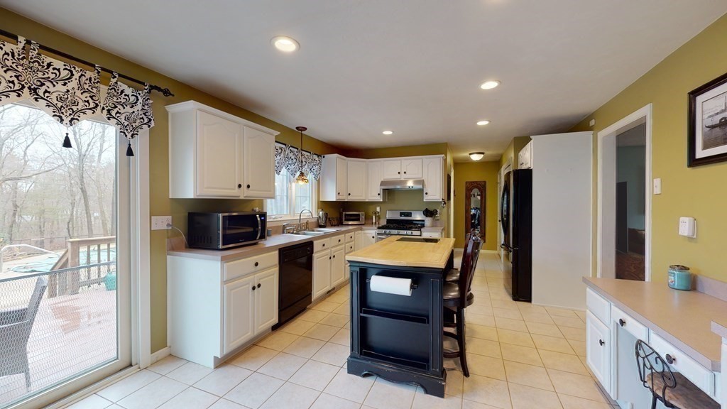 2 Kersey Road Foxboro, MA 02035 - Photo 15 of 33 Gallery Image 15