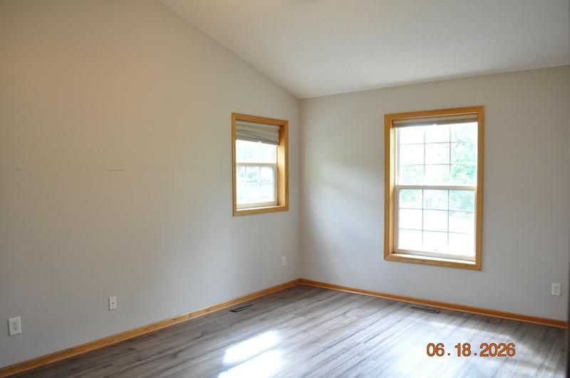 4926 Rusten Road St. Paul, MN 55122 - Photo 6 of 20