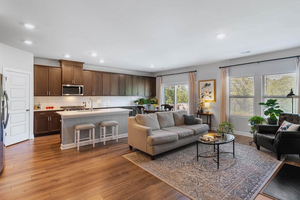 974 Appalachian Drive Moore, SC 29369 - Photo 2 of 41