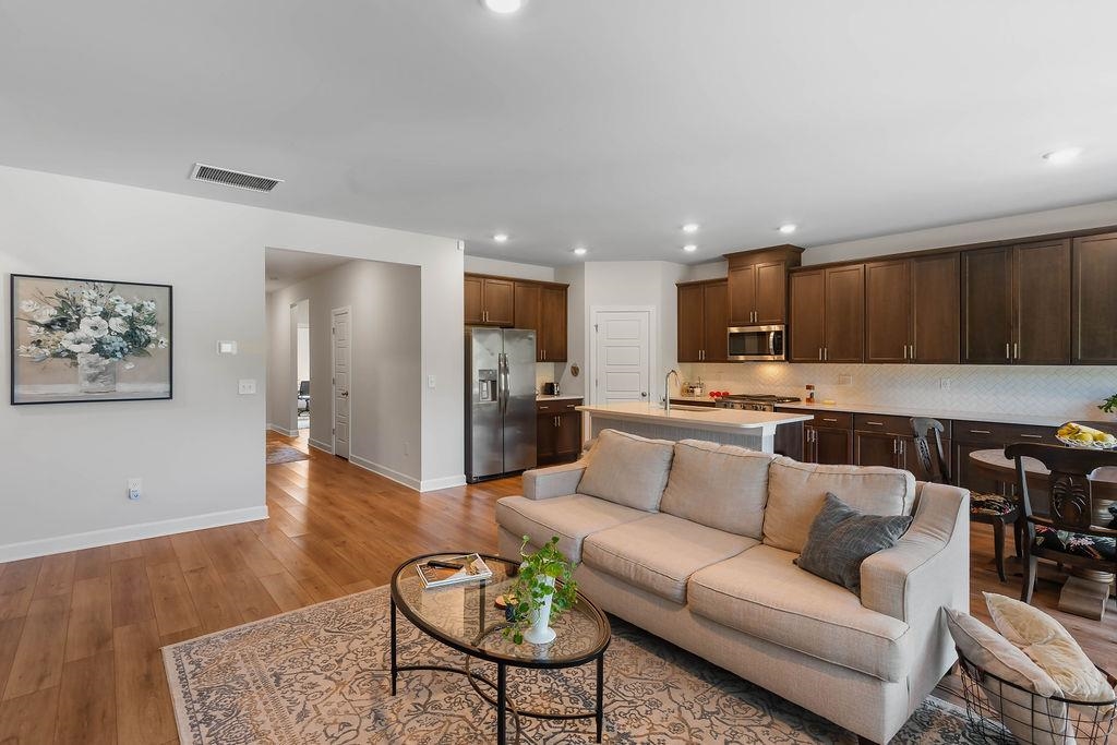 974 Appalachian Drive Moore, SC 29369 - Photo 5 of 41