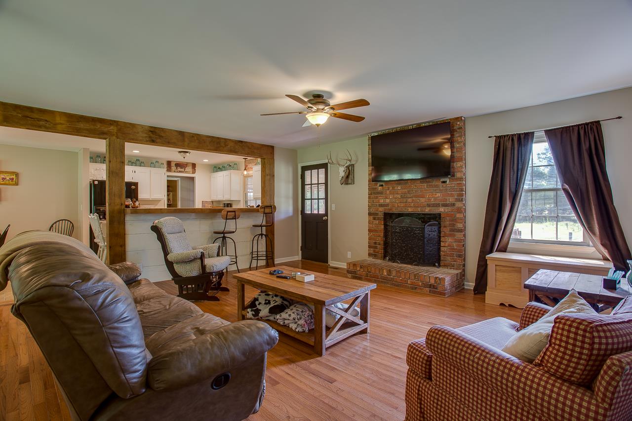 150 Hamestring Road Fayetteville, TN 37334 - Photo 26 of 26 OPEN FLOOR PLAN...LIVING ROOM LOOKING TOWARD KITCHEN!