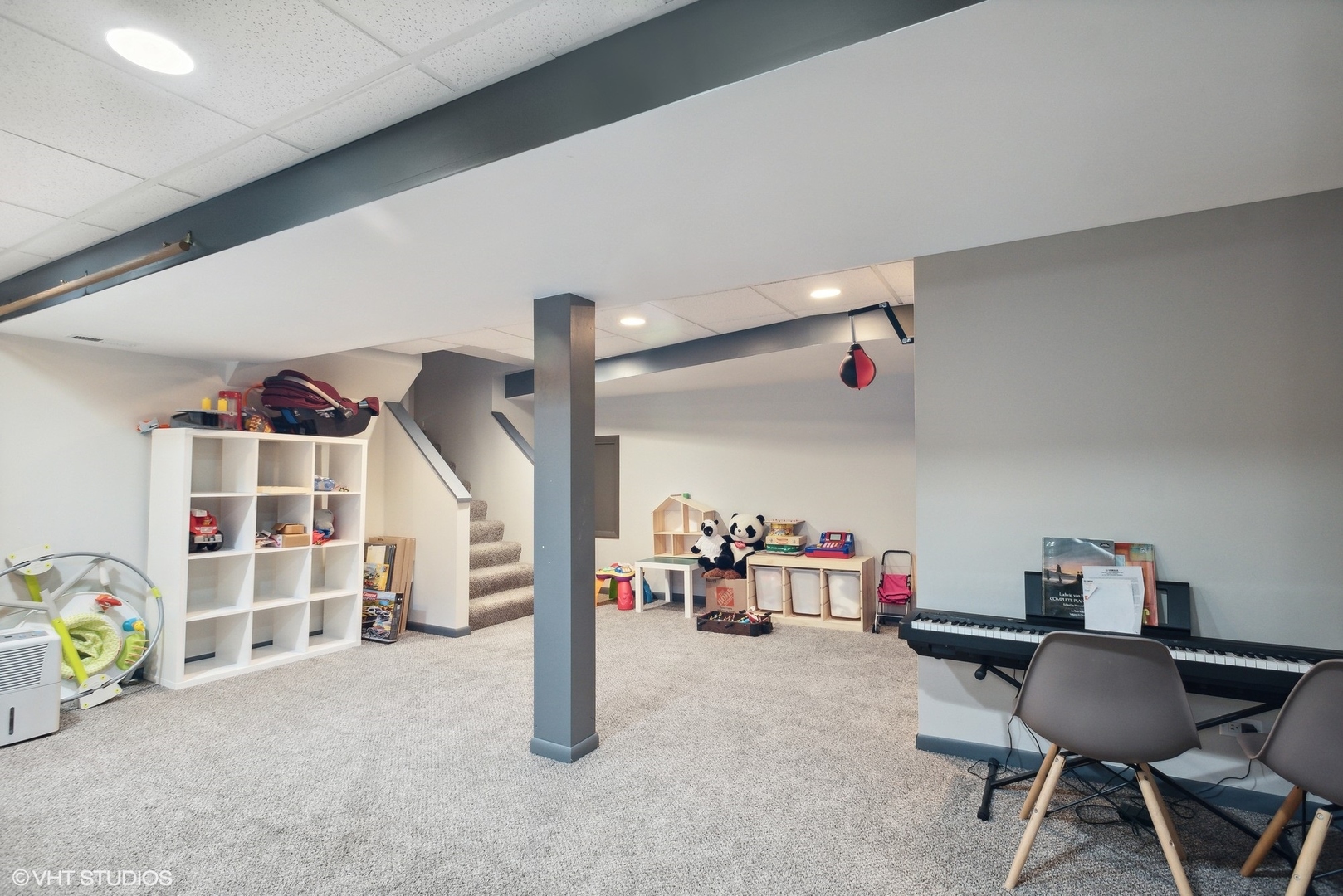 1306 High Point Lane Northbrook, IL 60062 - Photo 18 of 28 Gallery Image 18