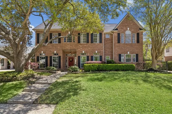 $699,000 | 5914 Rapid Creek Court, Kingwood, TX 77345