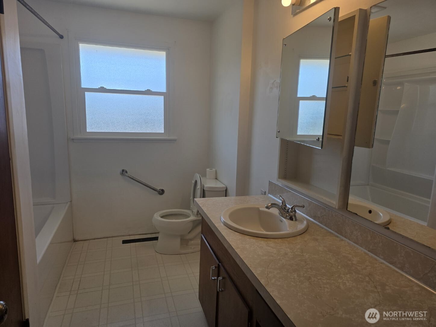 253 North Dale Road Moses Lake, WA 98837 - Photo 12 of 15 Gallery Image 12