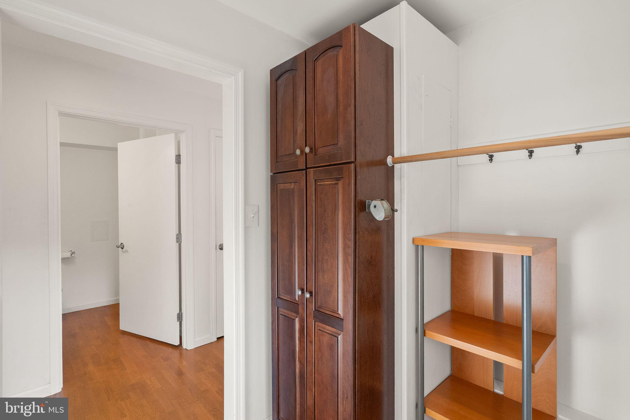 3607 Colony Road Fairfax, VA 22030 - Photo 58 of 73 Lower level side mud-room