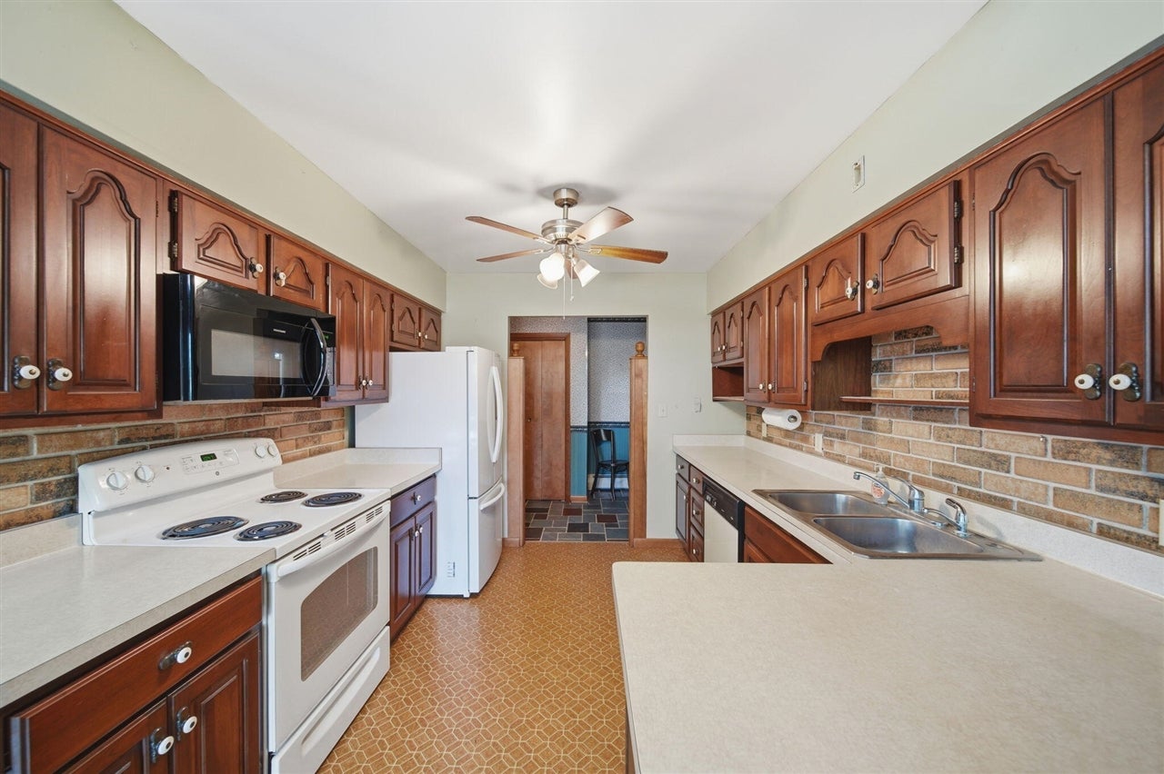 6480 Sears Road Horton, MI 49246 - Photo 6 of 57 Gallery Image 6