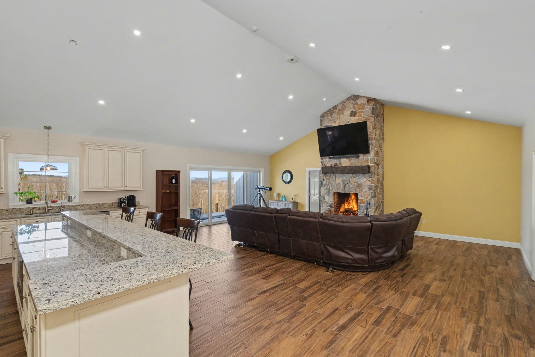 231 Smith Hill Road Franklin, NH 03235 - Photo 11 of 58