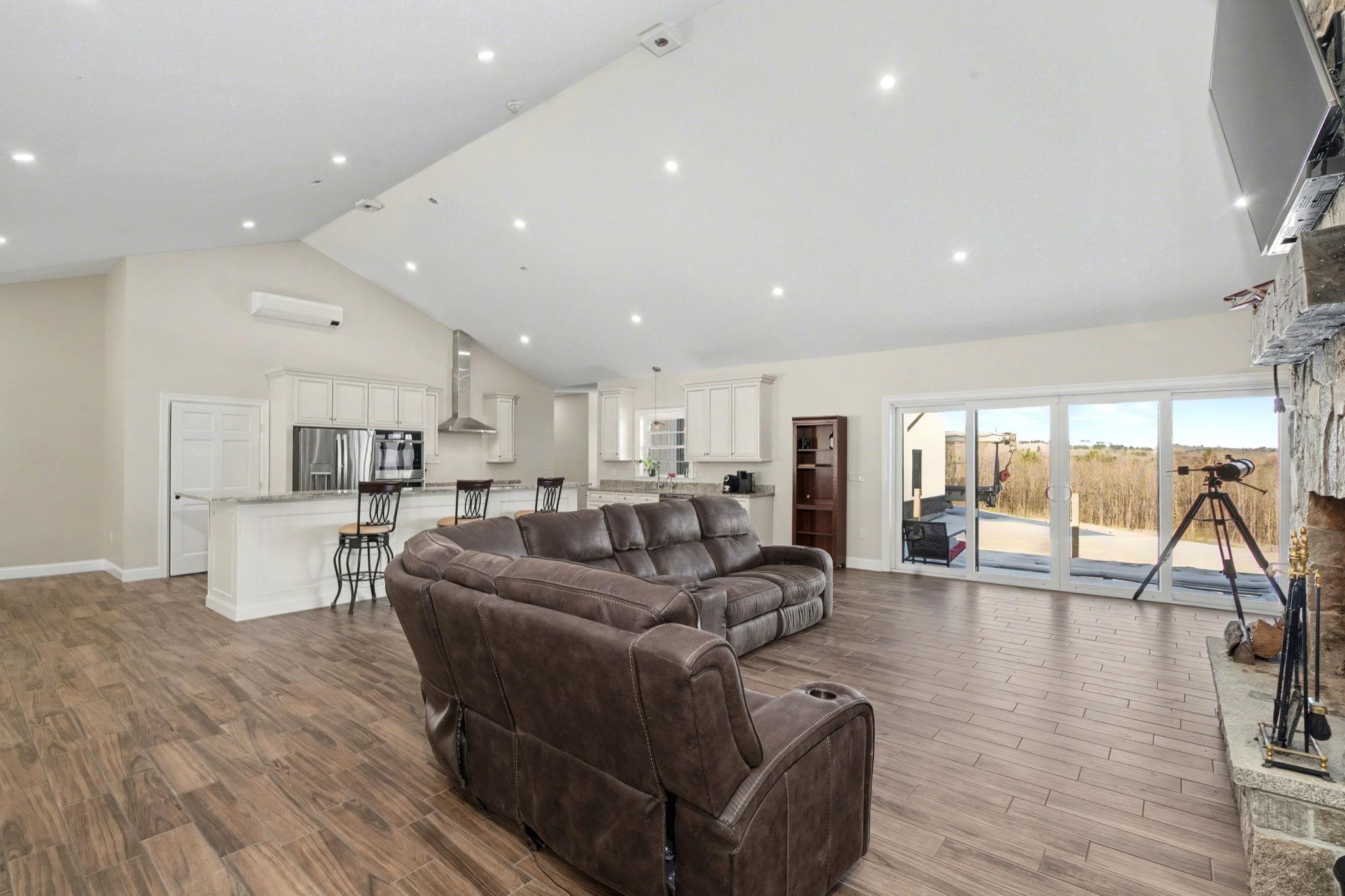 231 Smith Hill Road Franklin, NH 03235 - Photo 15 of 58