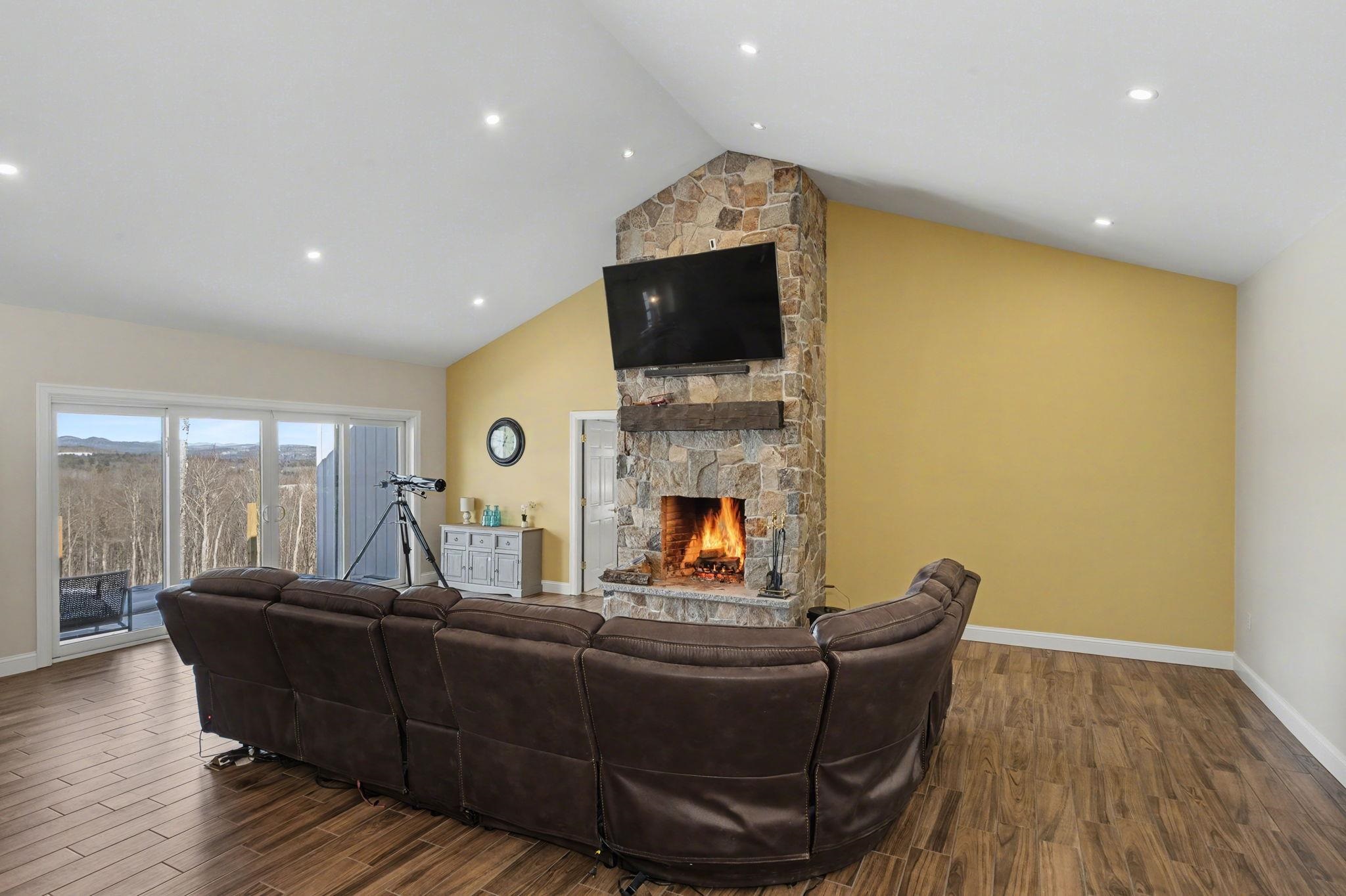 231 Smith Hill Road Franklin, NH 03235 - Photo 7 of 58