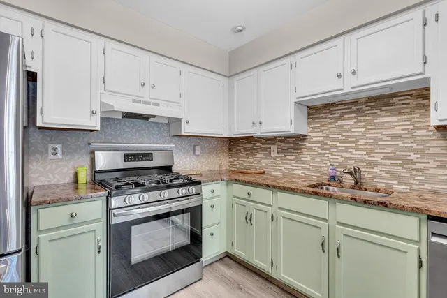 $2,600 | 271 Andover Place, Robbinsville, NJ 08691