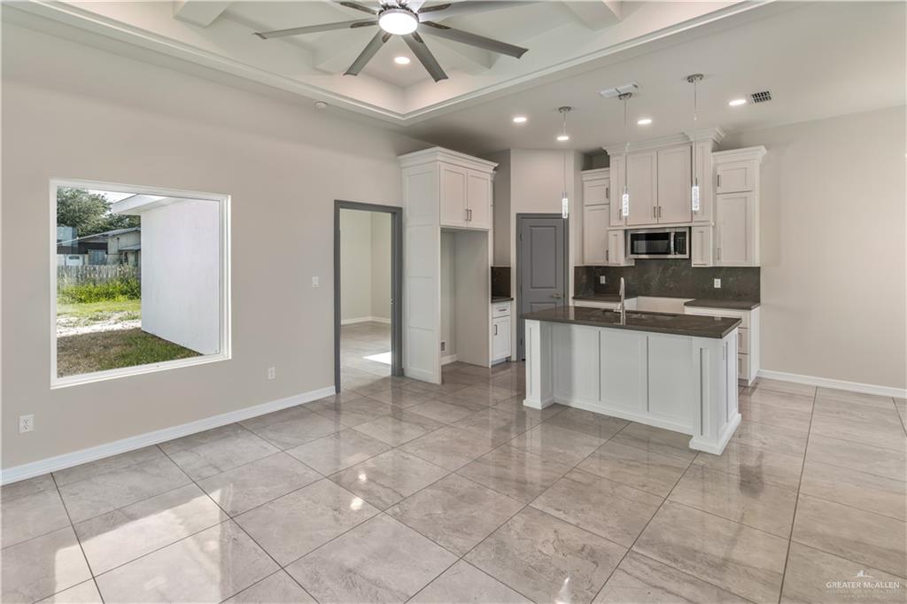 913 Trinity Street Alamo, TX 78516 - Photo 5 of 14