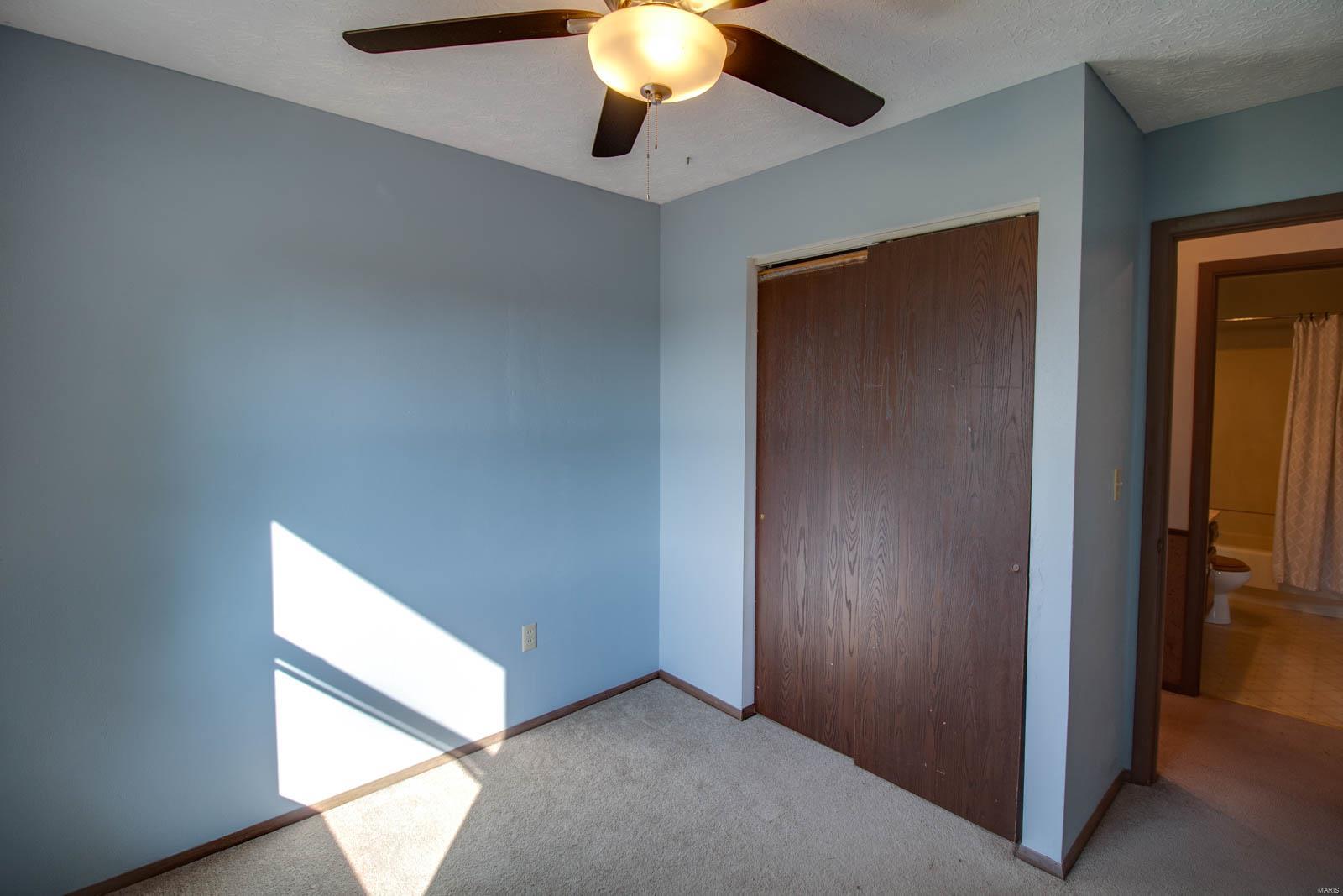 208 Big Arch Road Godfrey, IL 62035 - Photo 13 of 32 Gallery Image 13