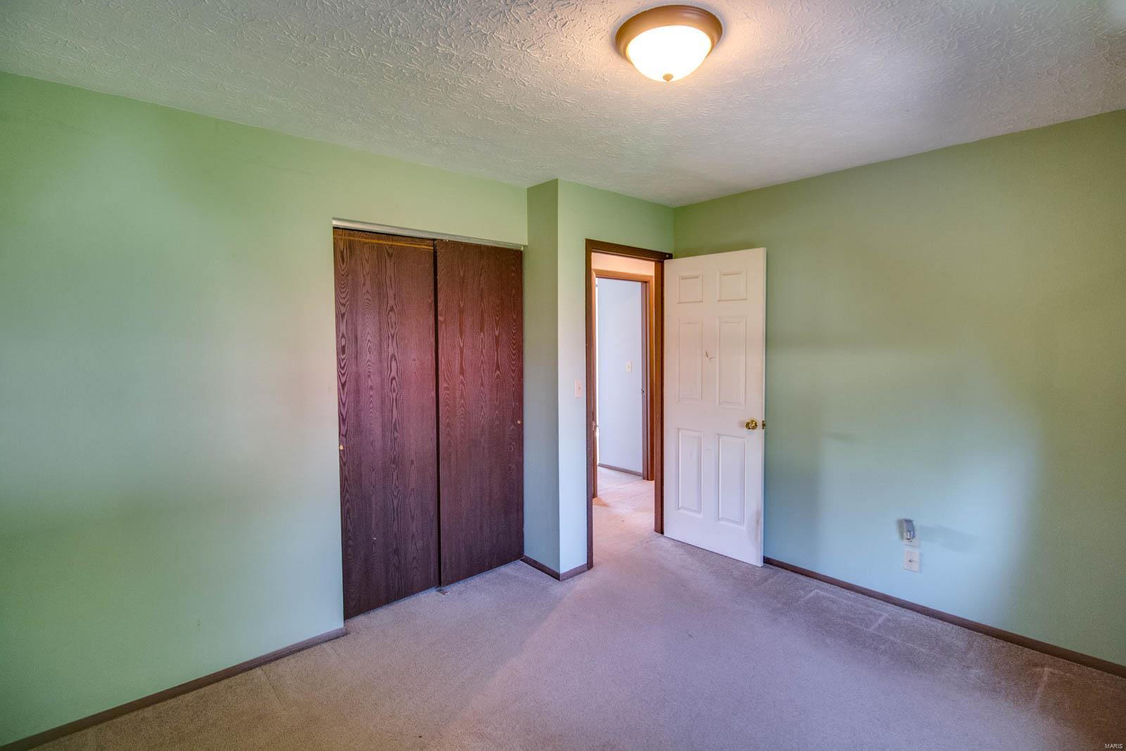 208 Big Arch Road Godfrey, IL 62035 - Photo 18 of 32 Gallery Image 18