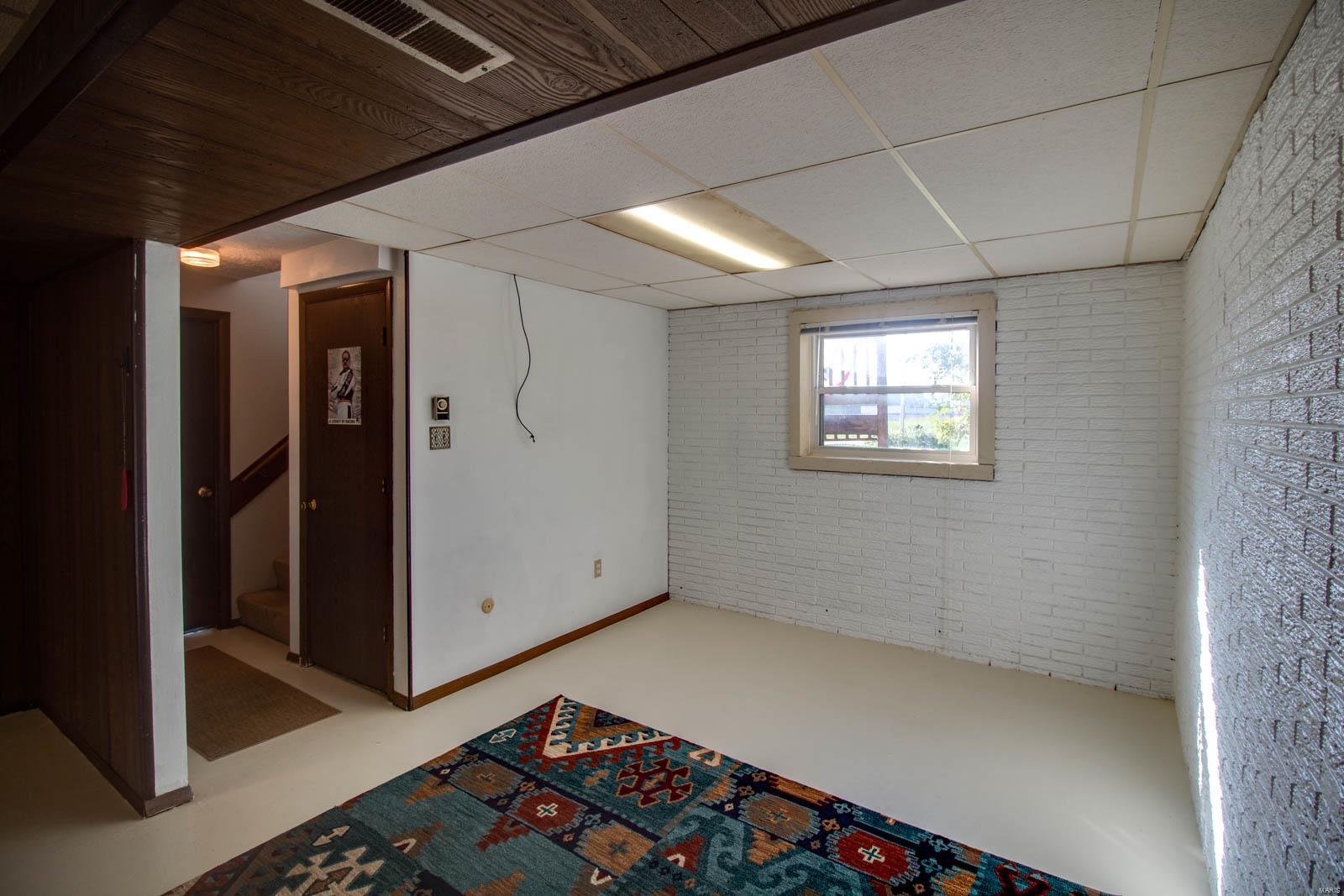 208 Big Arch Road Godfrey, IL 62035 - Photo 19 of 32 Gallery Image 19