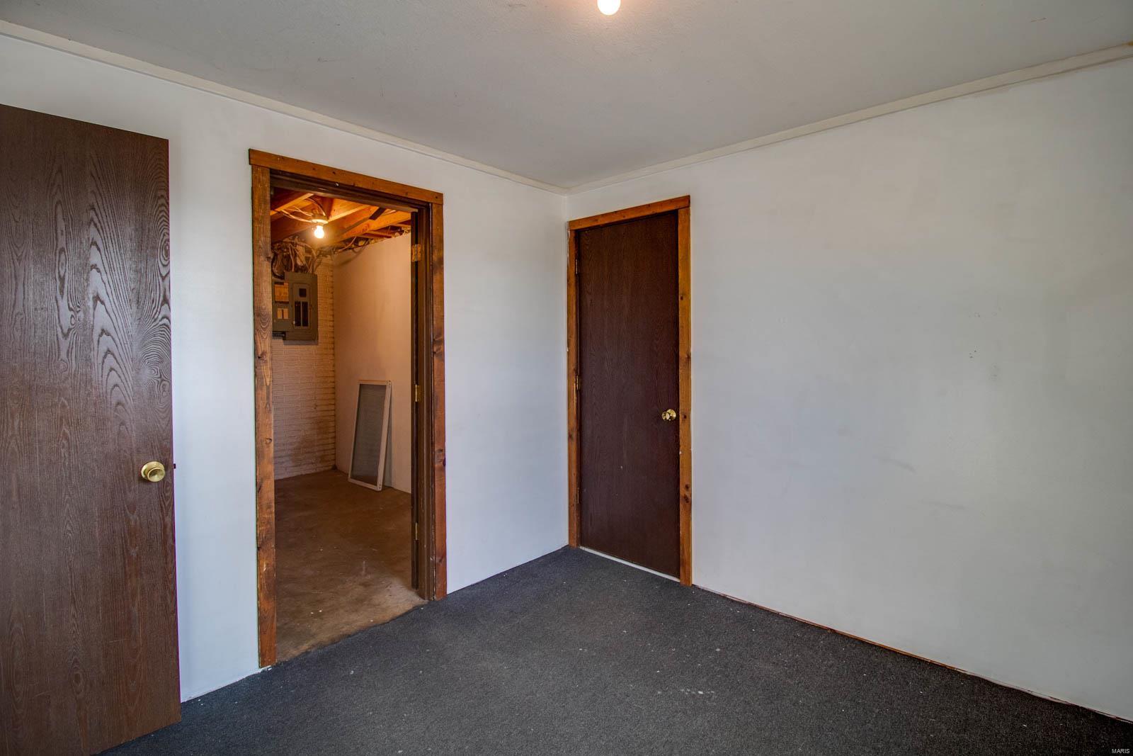 208 Big Arch Road Godfrey, IL 62035 - Photo 23 of 32 Gallery Image 23