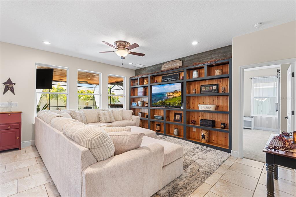 189 Magneta Loop Auburndale, FL 33823 - Photo 7 of 26