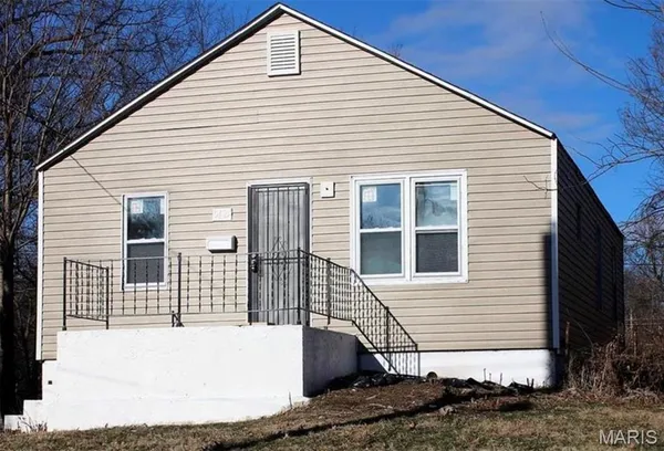 $86,000 | 5425 Hamilton Avenue, Jennings, MO 63136