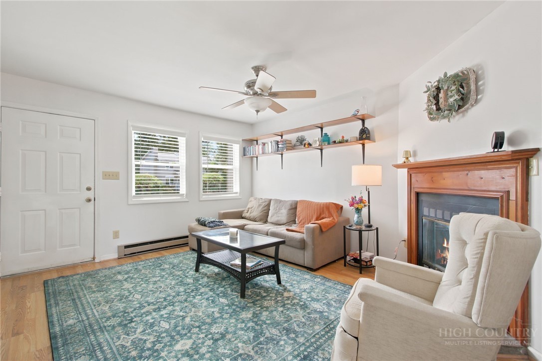 196 Creekside Lane, Unit 3D Boone, NC 28607 - Photo 4 of 27