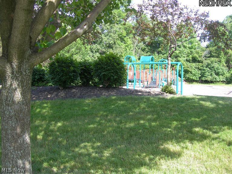 9336 Berkshire Road Cleveland, OH 44130 - Photo 7 of 21