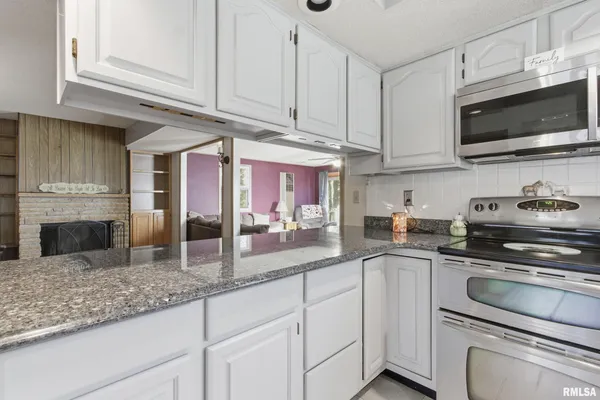 $224,500 | 21 Armstrong Court, Macomb, IL 61455