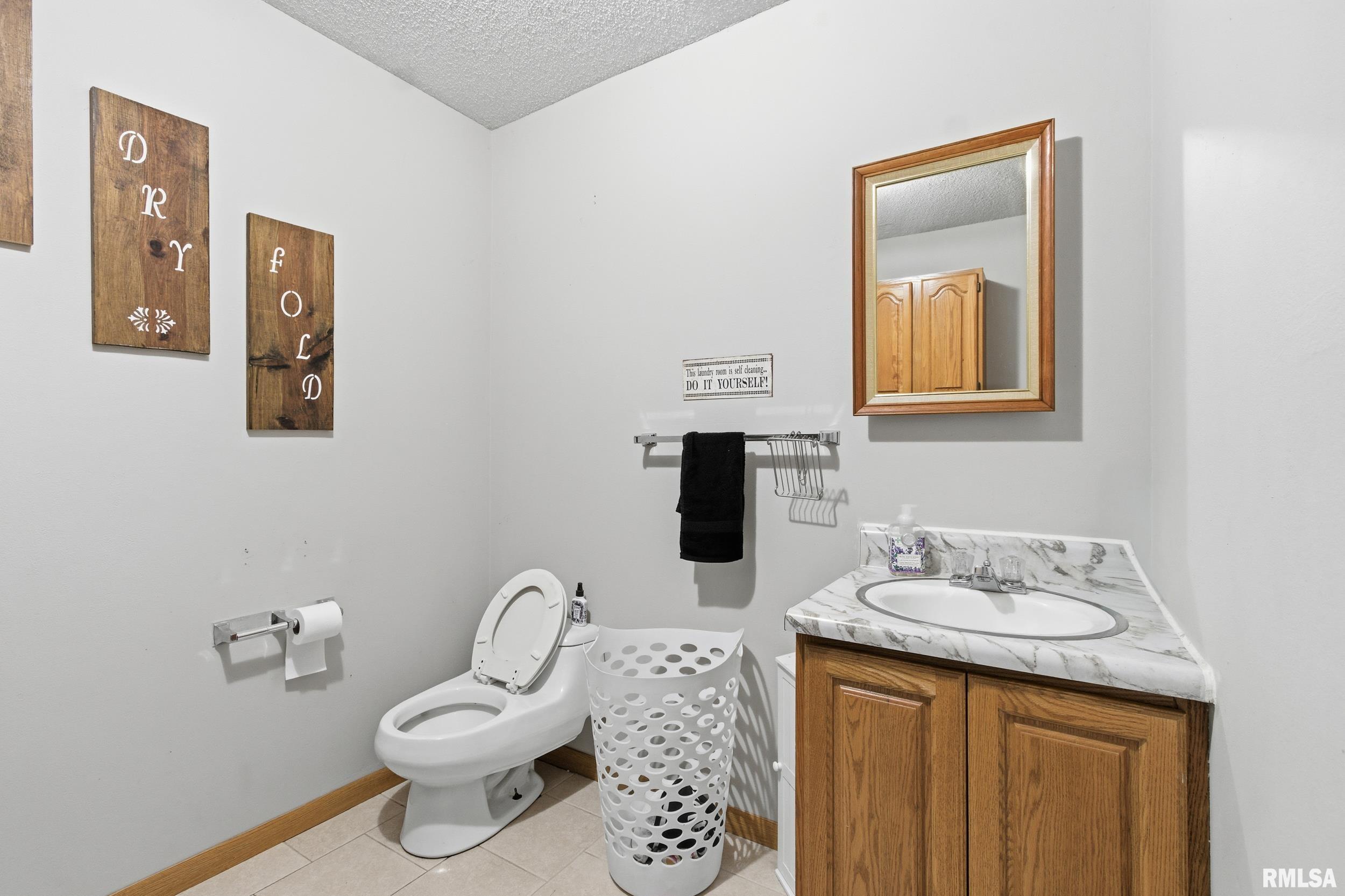 21 Armstrong Court Macomb, IL 61455 - Photo 18 of 51