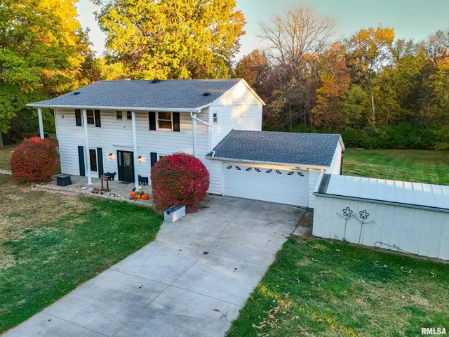 $224,500 | 21 Armstrong Court, Macomb, IL 61455