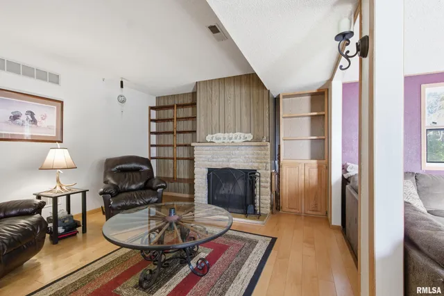 $224,500 | 21 Armstrong Court, Macomb, IL 61455