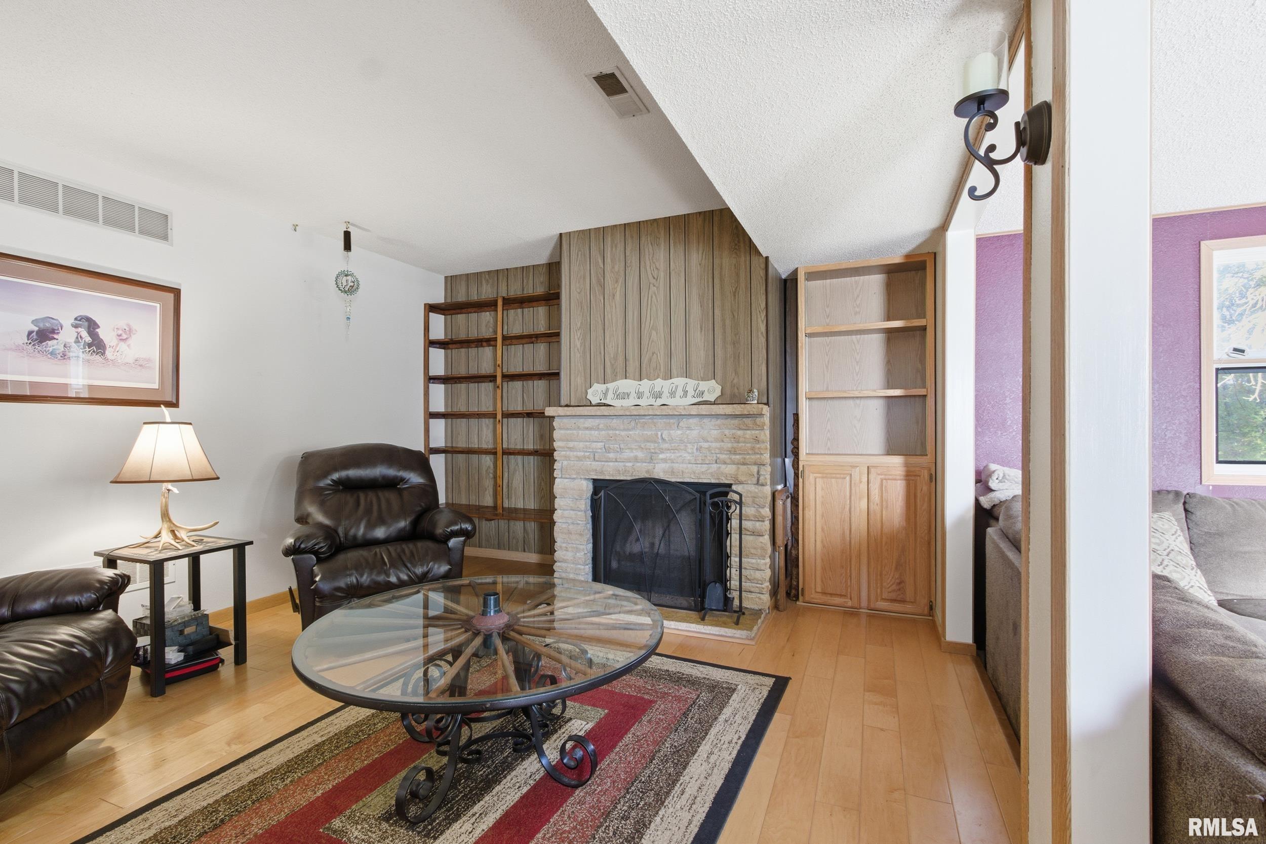 21 Armstrong Court Macomb, IL 61455 - Photo 4 of 51