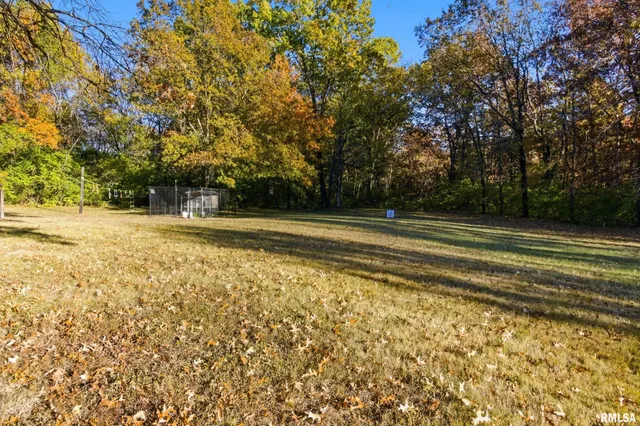 $224,500 | 21 Armstrong Court, Macomb, IL 61455