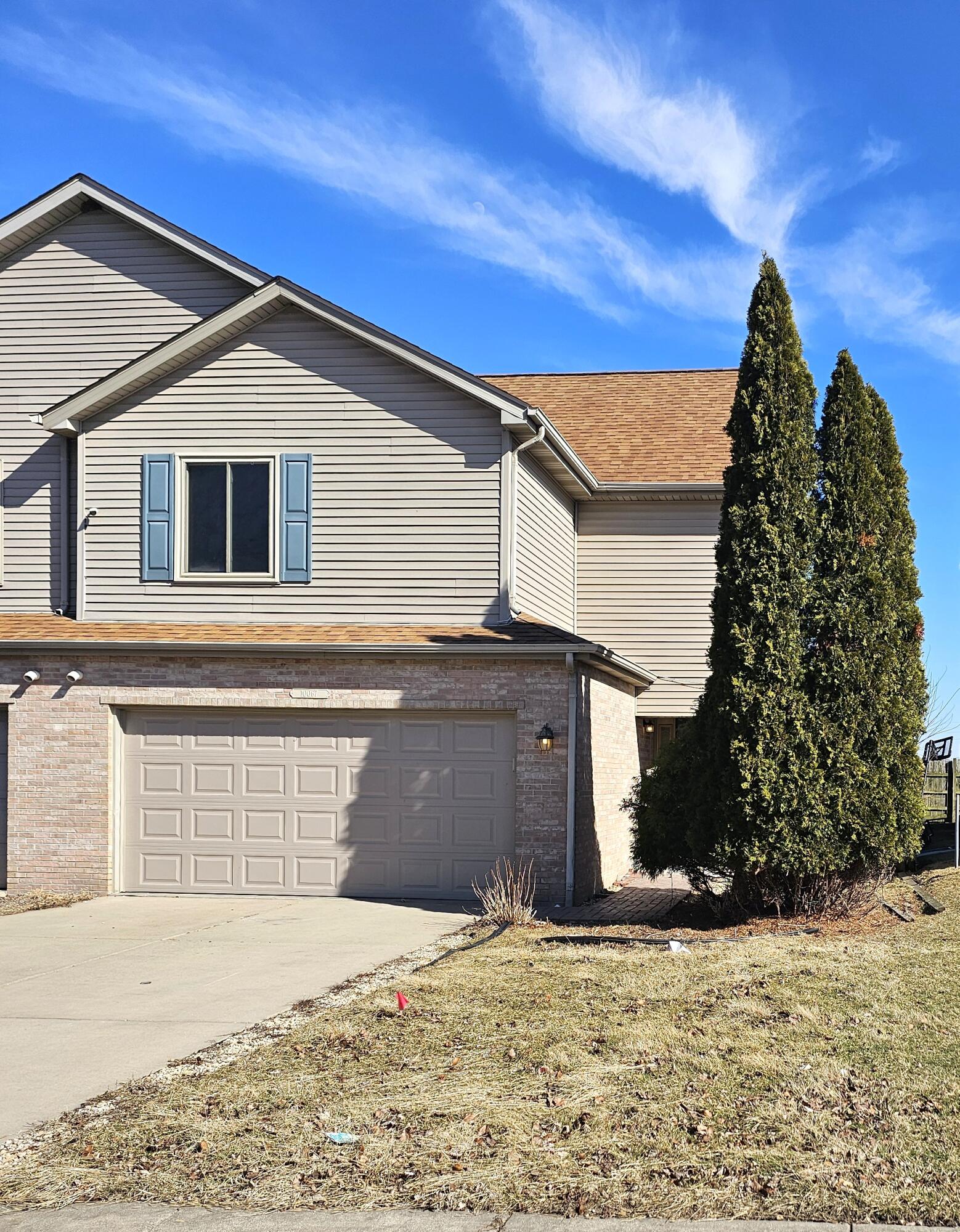 10067 Adams Street Crown Point, IN 46307 - Photo 2 of 37 1558x2000