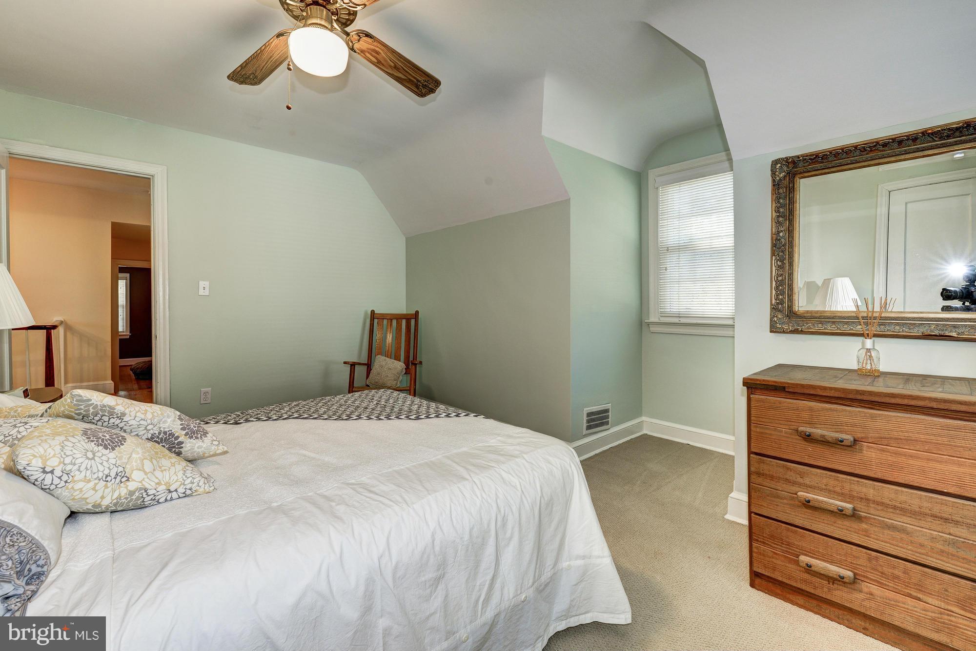 10409 Rodney Road Silver Spring, MD 20903 - Photo 12 of 27 Bedroom
