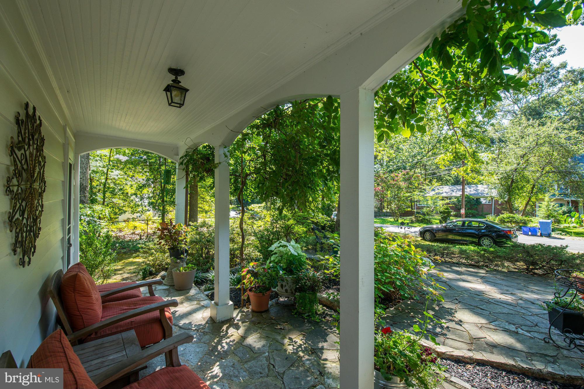 10409 Rodney Road Silver Spring, MD 20903 - Photo 4 of 27 Exterior (General)