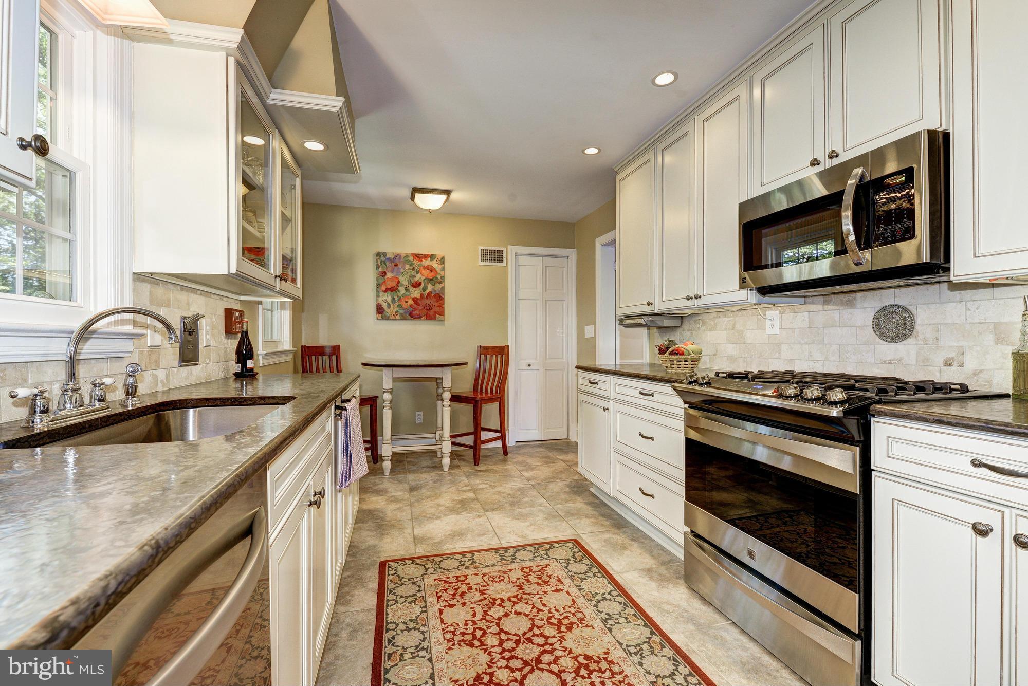 10409 Rodney Road Silver Spring, MD 20903 - Photo 7 of 27 Kitchen