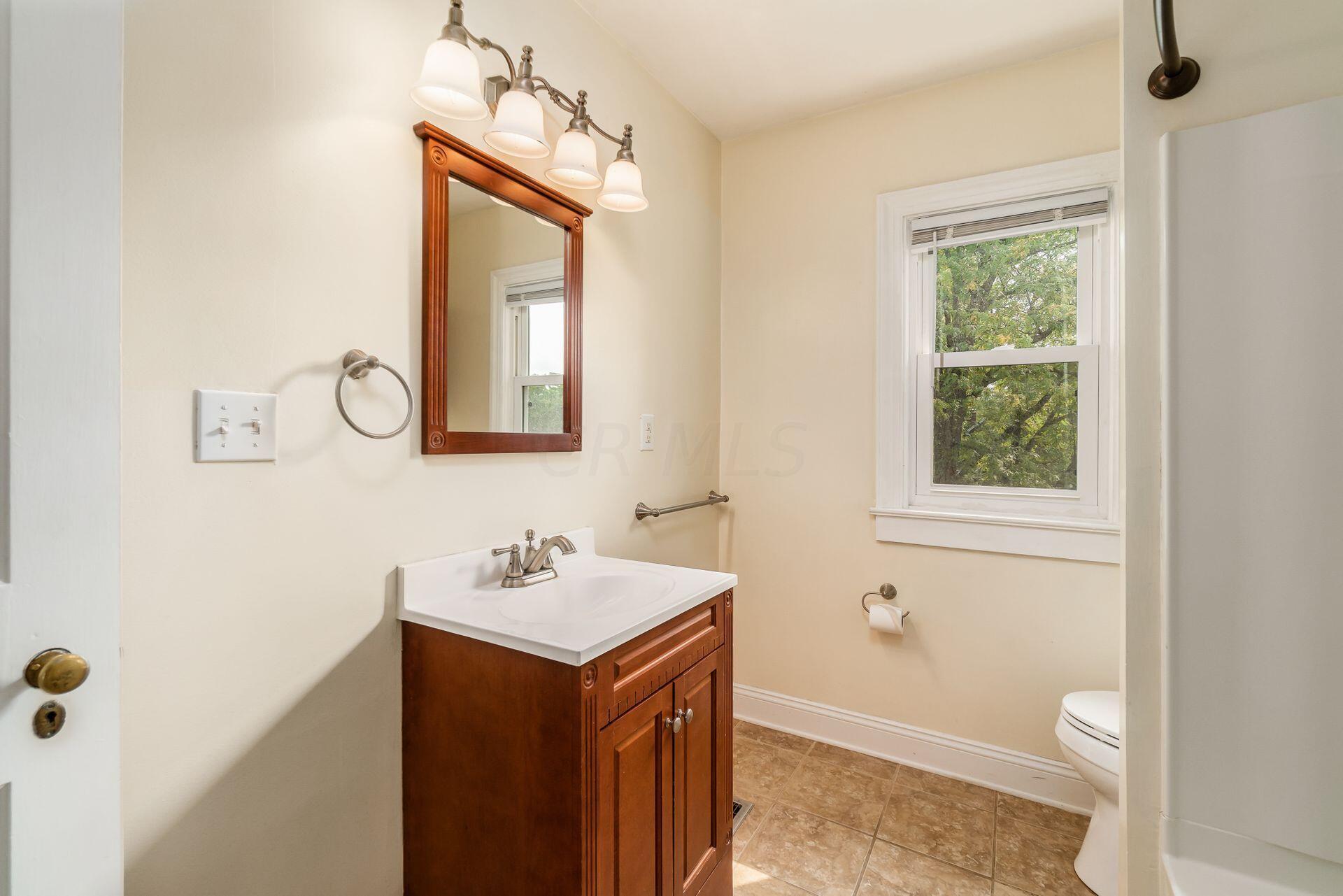 43 South Remington Road Bexley, OH 43209 - Photo 26 of 50