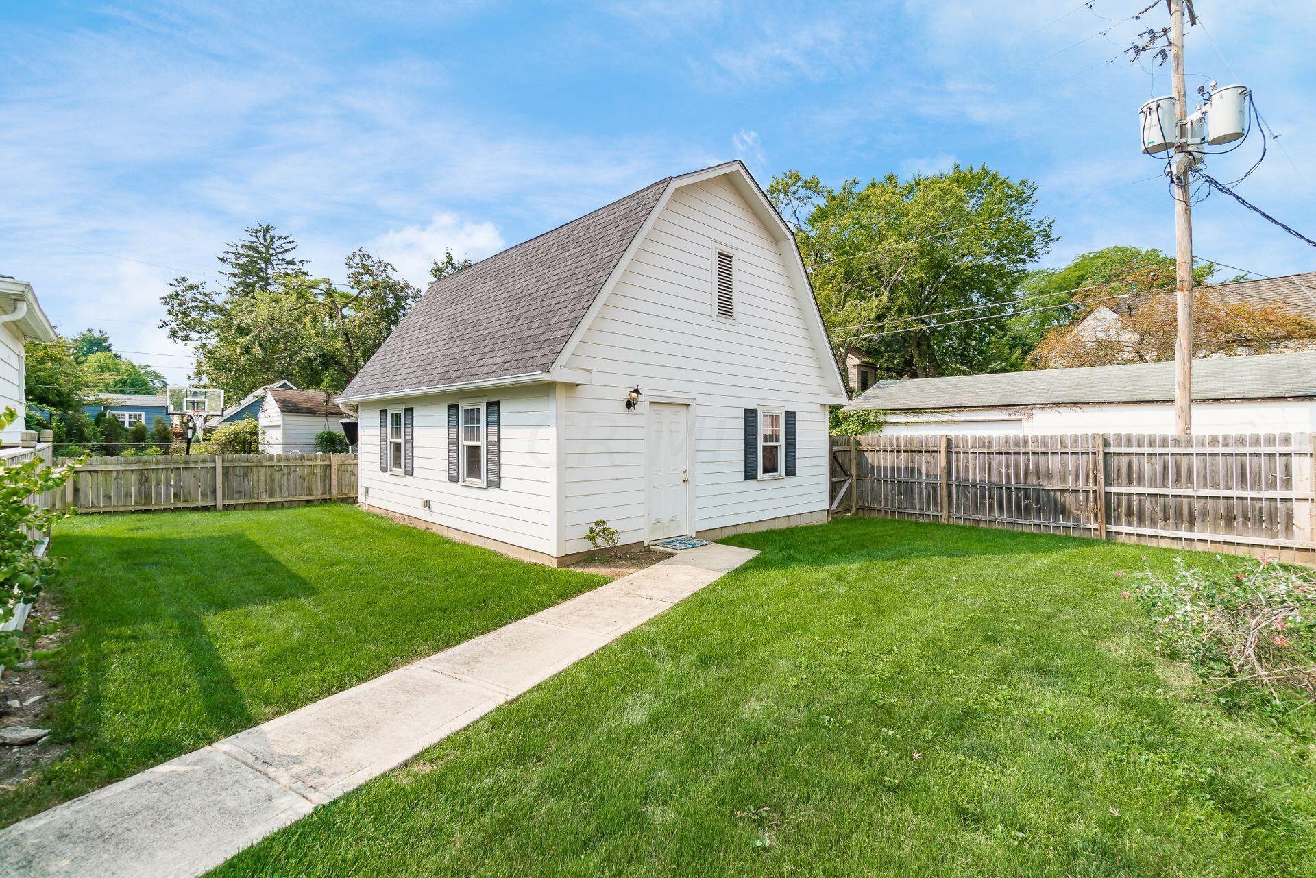 43 South Remington Road Bexley, OH 43209 - Photo 37 of 50