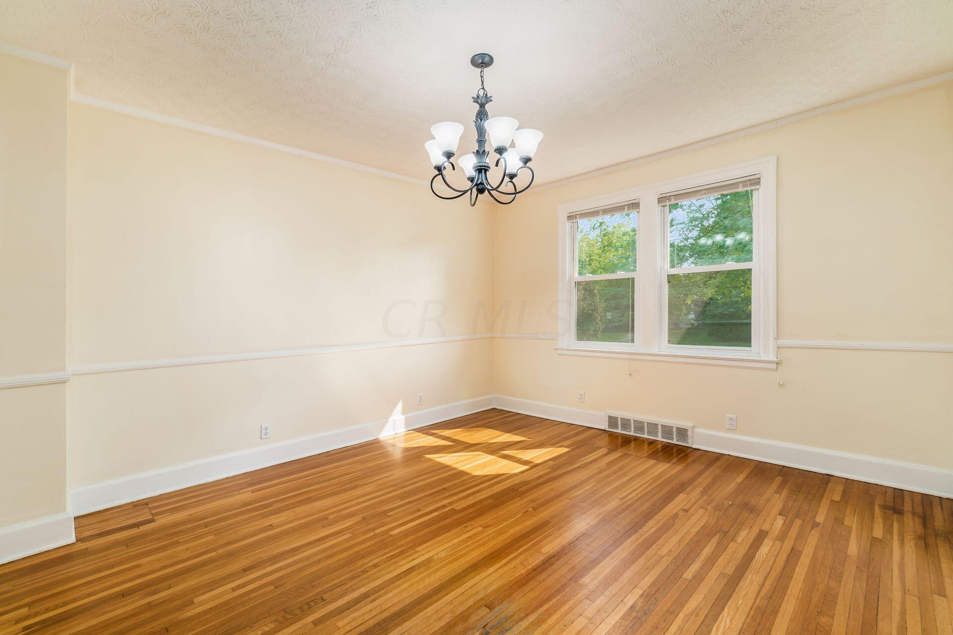 43 South Remington Road Bexley, OH 43209 - Photo 8 of 50