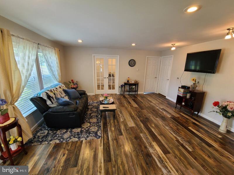 151 Conestoga Drive Doylestown, PA 18901 - Photo 3 of 9