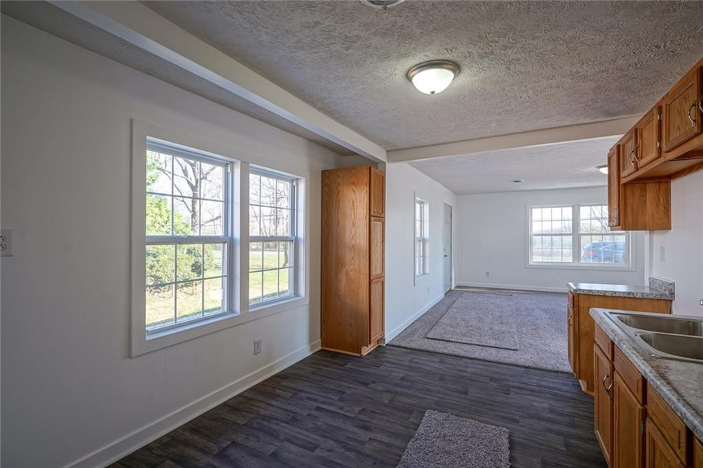 4505 South New Columbus Road Anderson, IN 46013 - Photo 11 of 29 Gallery Image 11