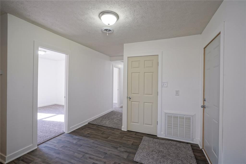 4505 South New Columbus Road Anderson, IN 46013 - Photo 12 of 29 Gallery Image 12