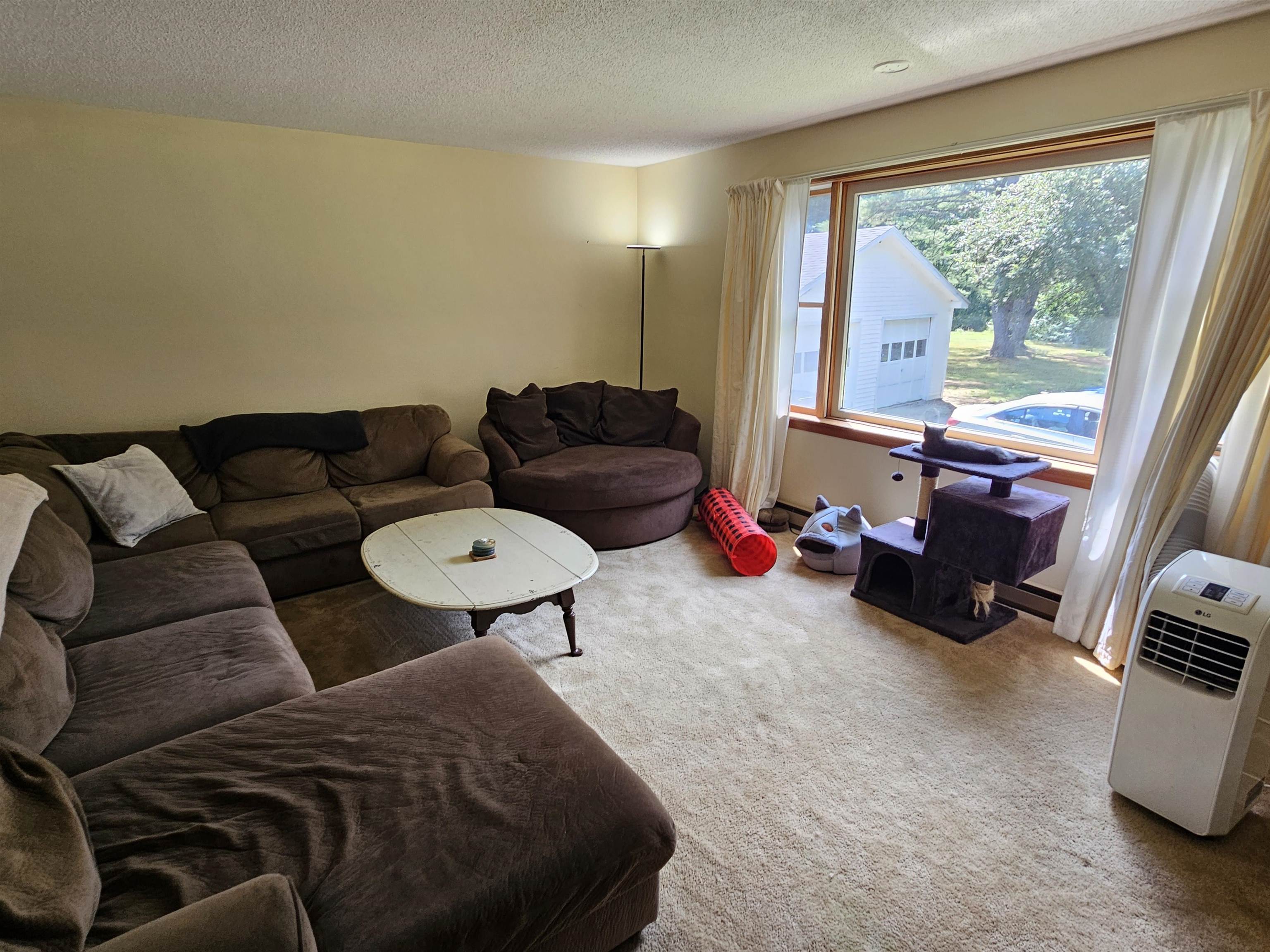 90 Reardon Road Bethlehem, NH 03574 - Photo 4 of 45