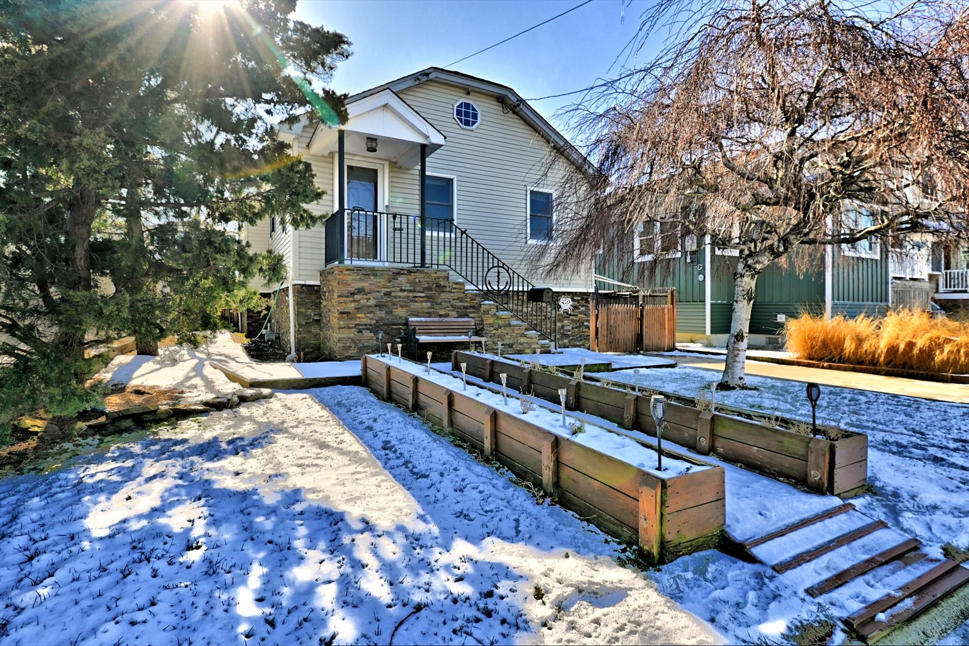 48 Pershing Avenue Babylon, NY 11702 - Photo 1 of 1