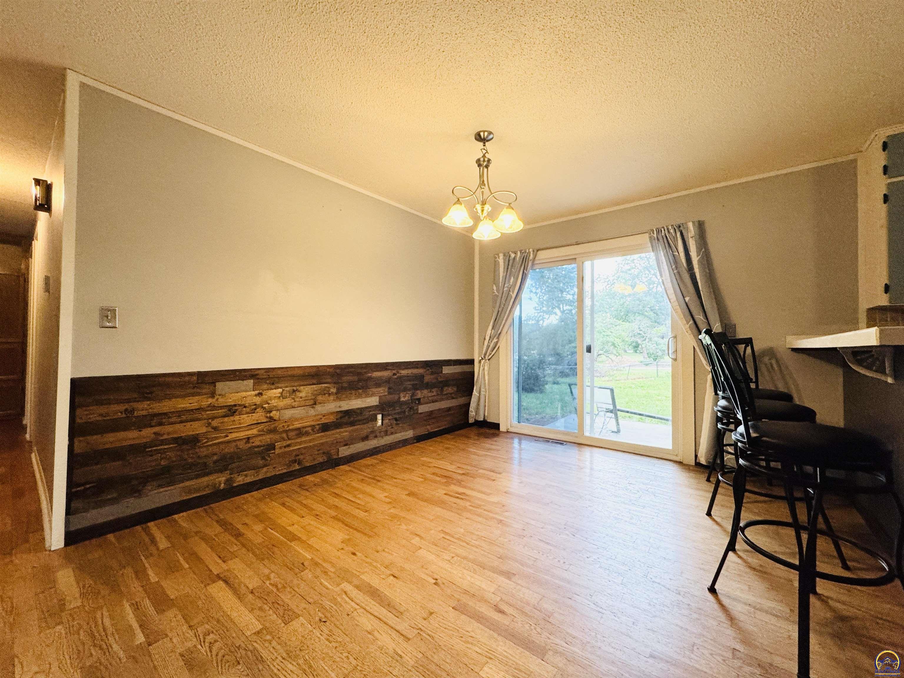 104 Monroe Street Pomona, KS 66076 - Photo 16 of 47