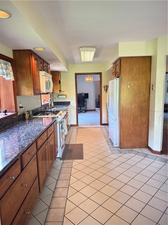 293 Spring Run Road Crescent, PA 15046 - Photo 6 of 41