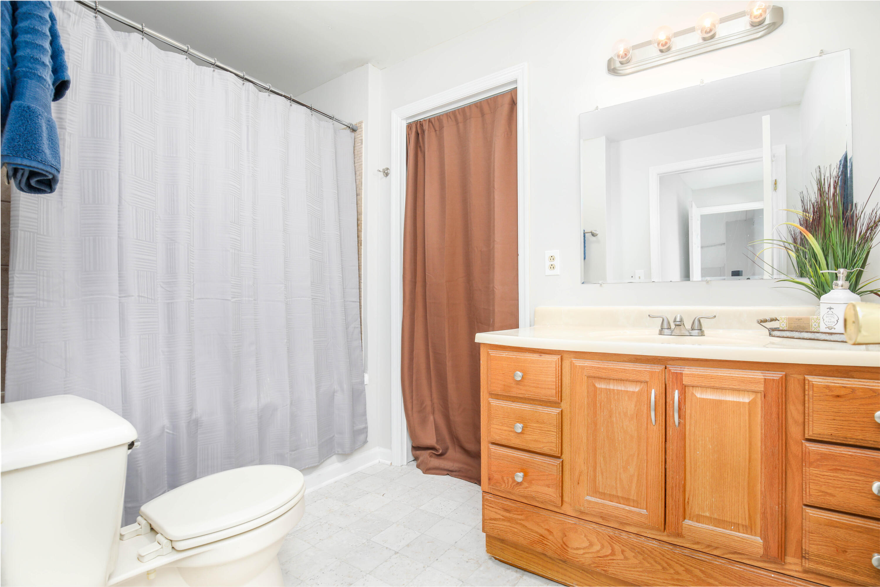 1513 Maxwell Road Chattanooga, TN 37412 - Photo 29 of 41 Master Bath