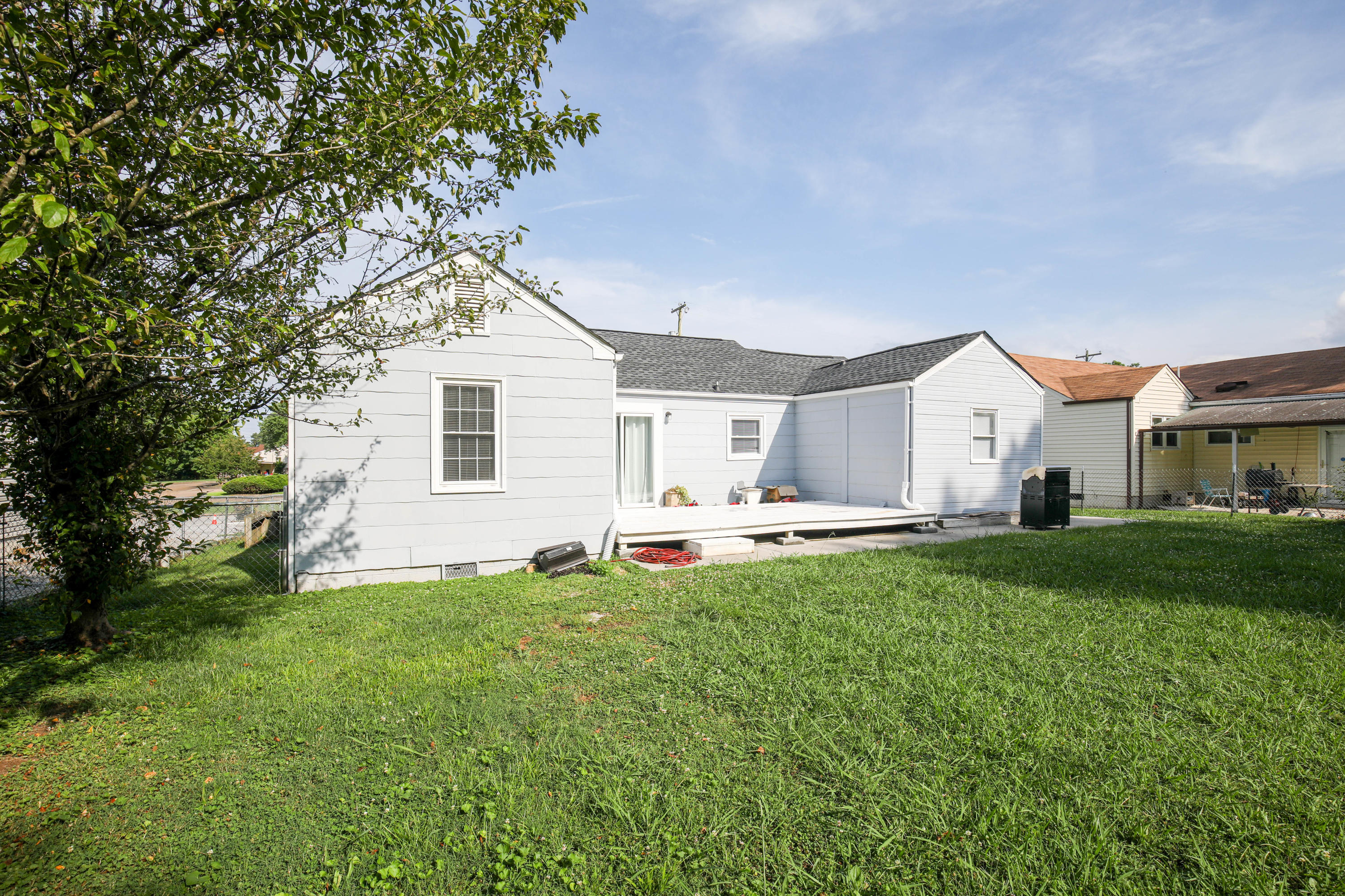 1513 Maxwell Road Chattanooga, TN 37412 - Photo 39 of 41 Massive Fenced-in Backyard