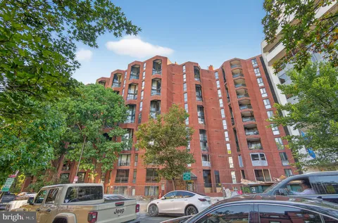 $699,000 | 1099 22nd Street Northwest, Unit 304, Washington, DC 20037