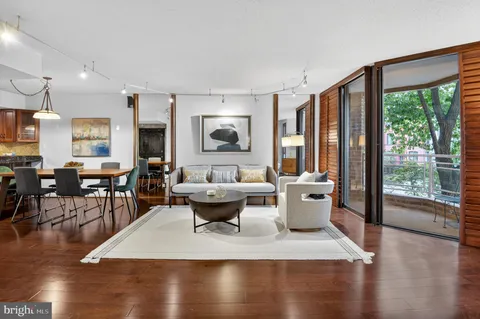 $699,000 | 1099 22nd Street Northwest, Unit 304, Washington, DC 20037