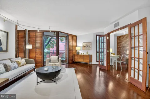 $699,000 | 1099 22nd Street Northwest, Unit 304, Washington, DC 20037